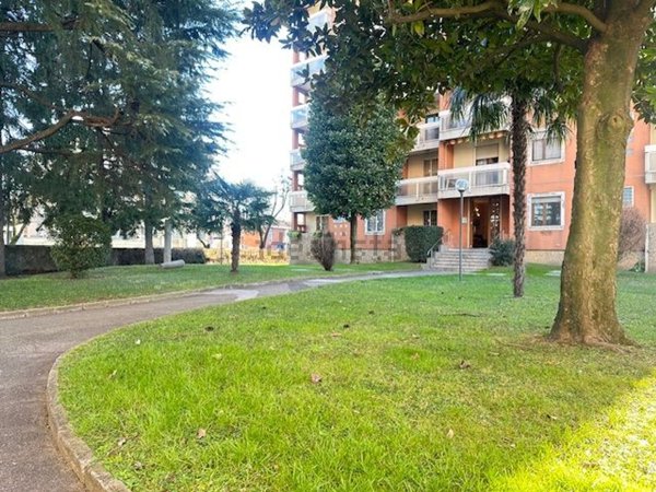 appartamento in vendita a Trezzano sul Naviglio
