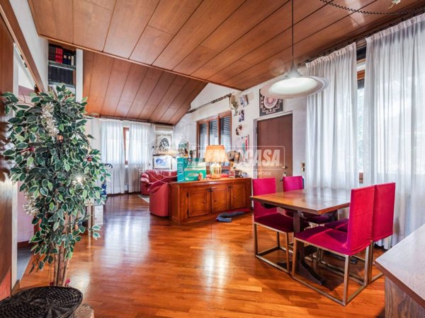 casa indipendente in vendita a Trezzano sul Naviglio