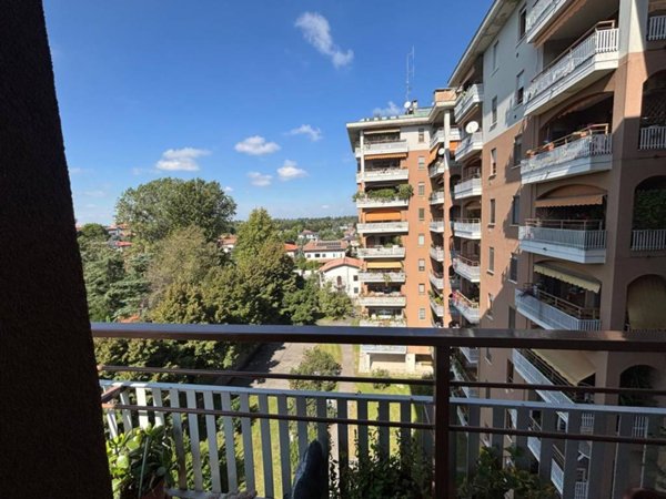 appartamento in vendita a Trezzano sul Naviglio
