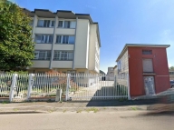 negozio in vendita a Trezzano sul Naviglio