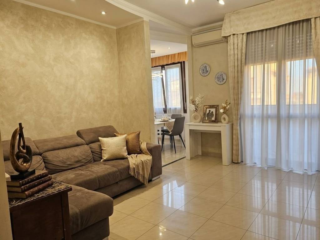 appartamento in vendita a Trezzano sul Naviglio