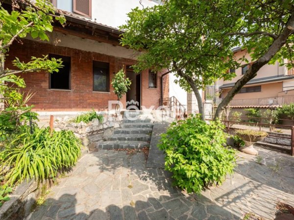 casa indipendente in vendita a Trezzano sul Naviglio