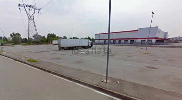 terreno edificabile in vendita a Trezzano sul Naviglio