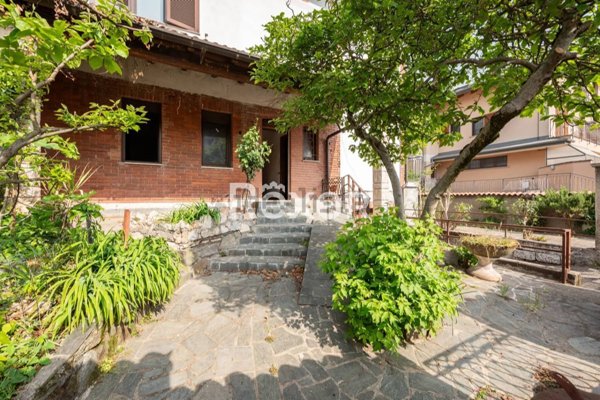 casa indipendente in vendita a Trezzano sul Naviglio