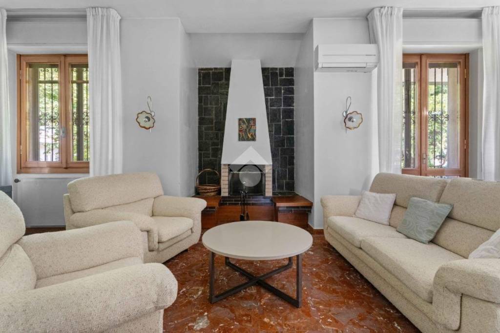 casa indipendente in vendita a Trezzano sul Naviglio