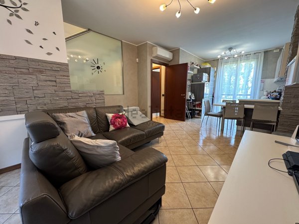 casa indipendente in vendita a Trezzano sul Naviglio