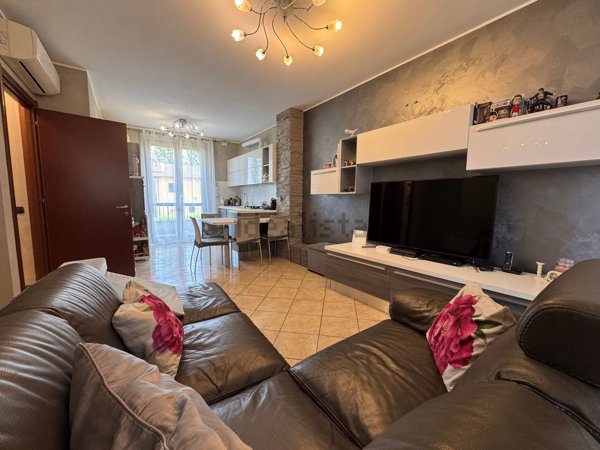 casa indipendente in vendita a Trezzano sul Naviglio