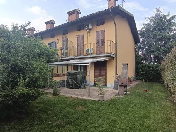 casa indipendente in vendita a Trezzano sul Naviglio