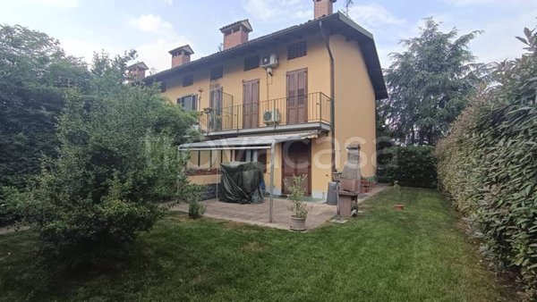 casa indipendente in vendita a Trezzano sul Naviglio