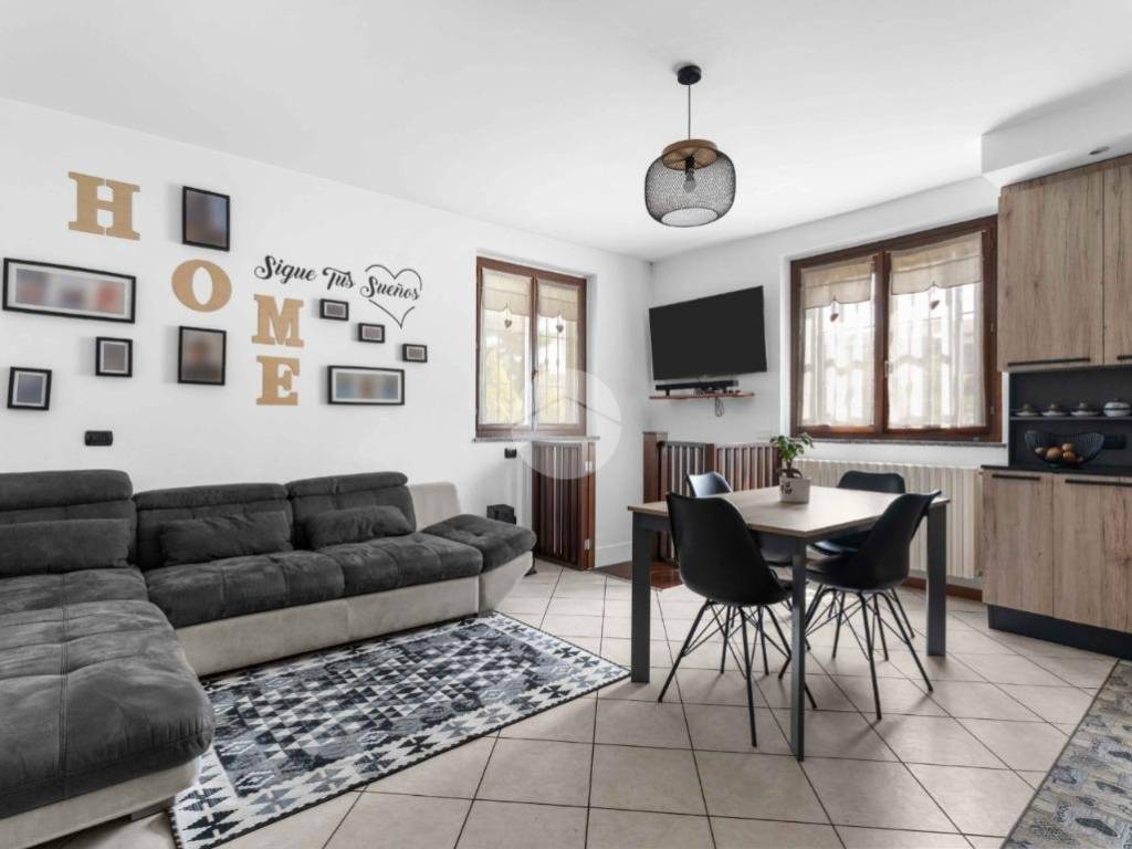 appartamento in vendita a Trezzano sul Naviglio