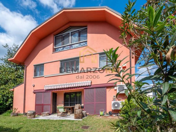 casa indipendente in vendita a Trezzano sul Naviglio