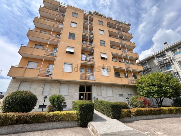 appartamento in vendita a Trezzano sul Naviglio