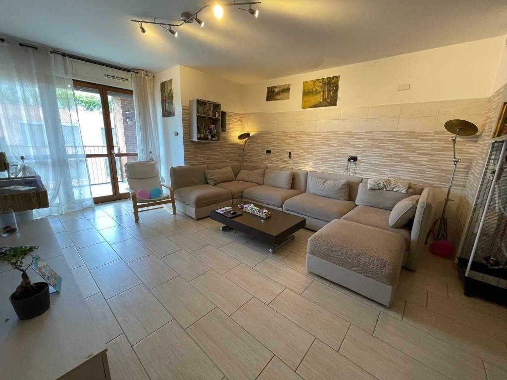 appartamento in vendita a Trezzano sul Naviglio