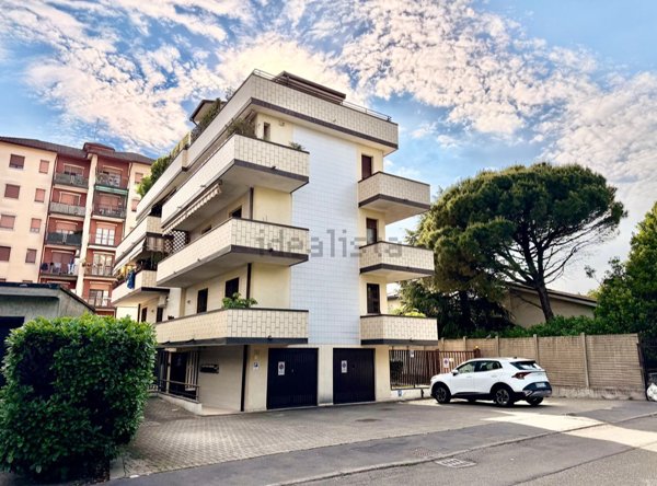 appartamento in vendita a Trezzano sul Naviglio