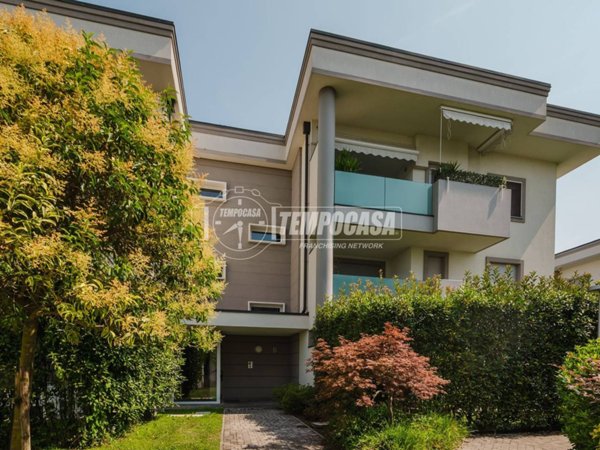 appartamento in vendita a Trezzano sul Naviglio
