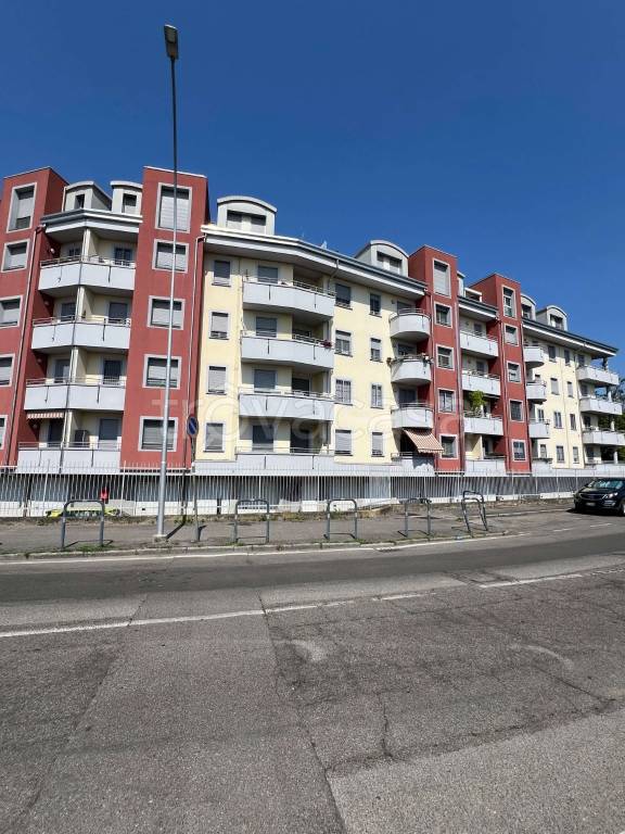 appartamento in vendita a Trezzano sul Naviglio
