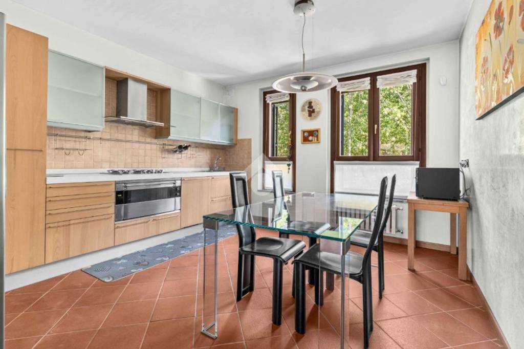 appartamento in vendita a Trezzano sul Naviglio