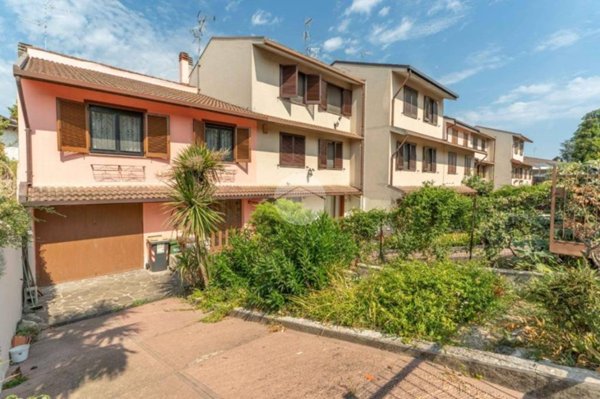 casa indipendente in vendita a Trezzano sul Naviglio