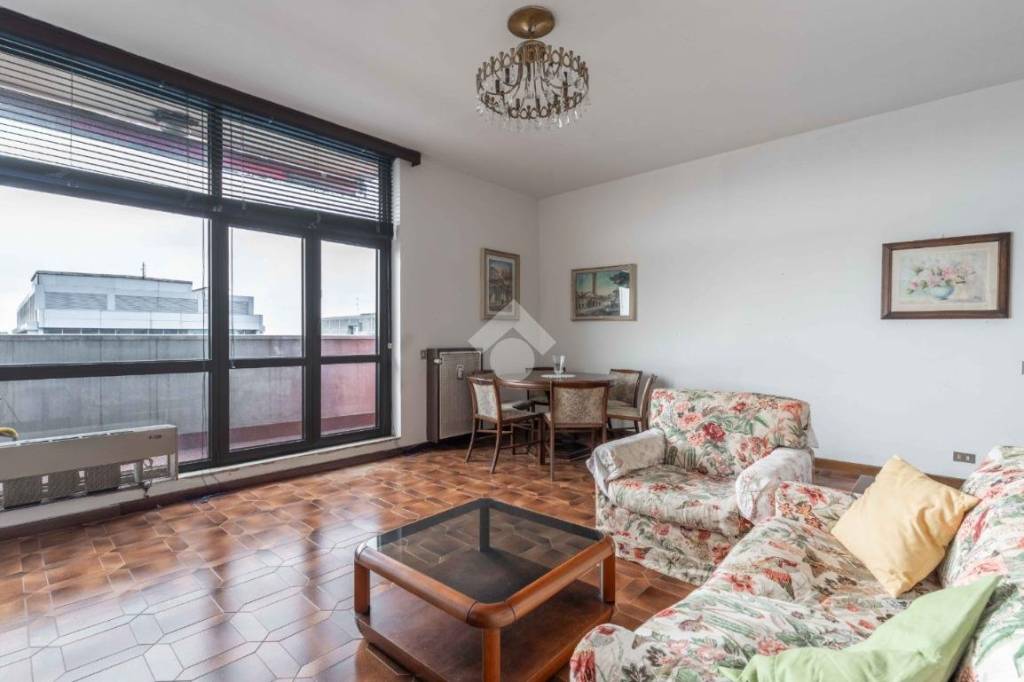 appartamento in vendita a Trezzano sul Naviglio