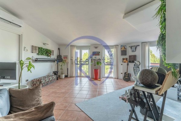 appartamento in vendita a Trezzano sul Naviglio