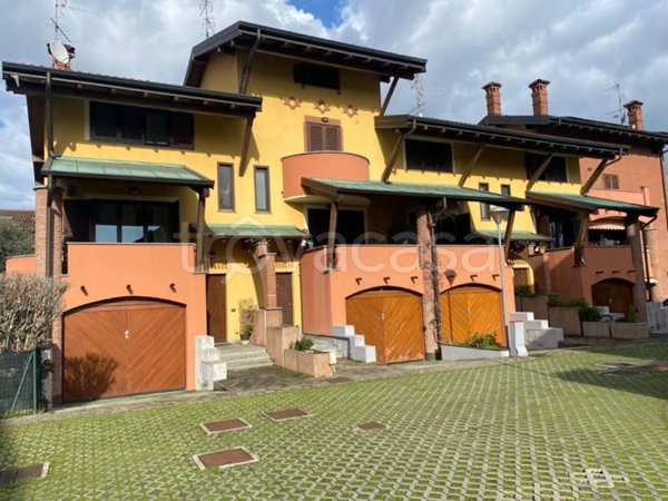 casa indipendente in vendita a Trezzano sul Naviglio