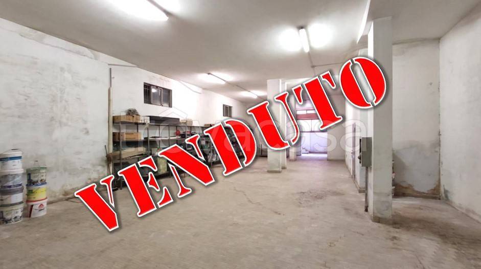 negozio in vendita a Trezzo sull'Adda