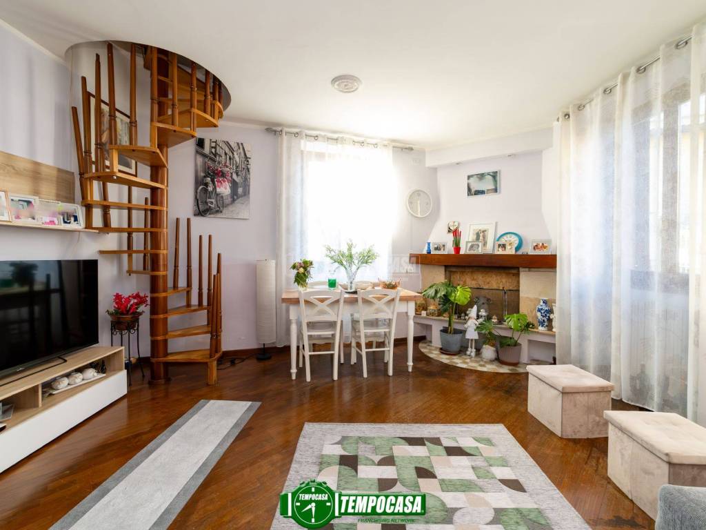 appartamento in vendita a Trezzo sull'Adda