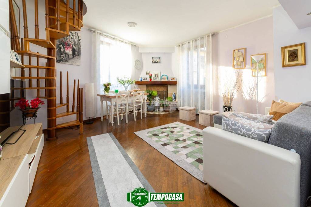 appartamento in vendita a Trezzo sull'Adda