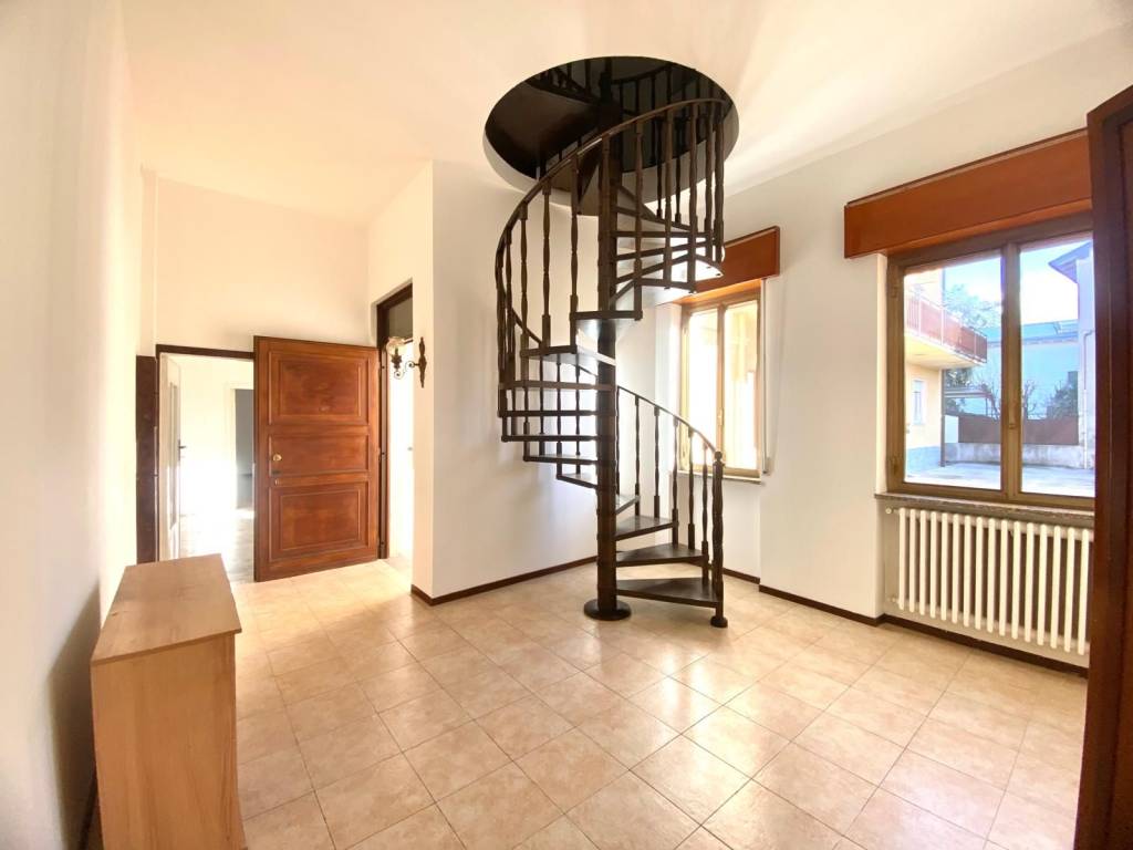 appartamento in vendita a Trezzo sull'Adda