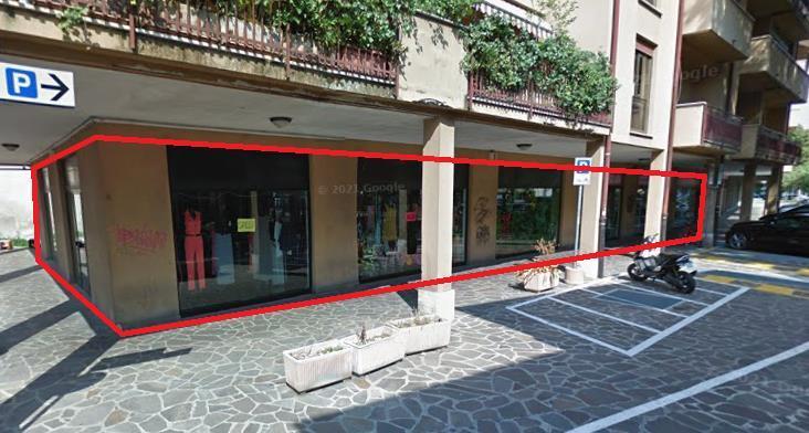 negozio in vendita a Trezzo sull'Adda
