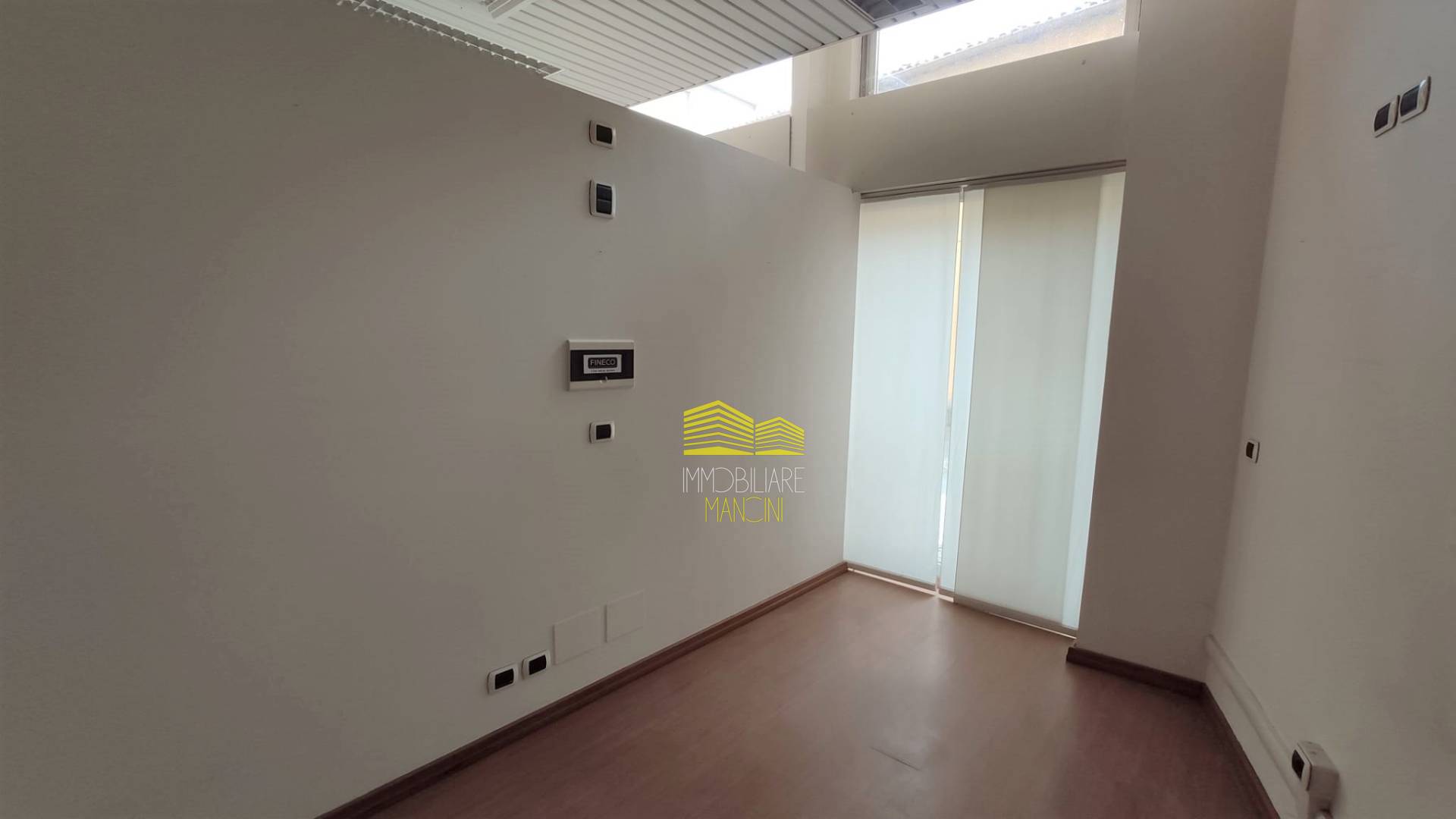 ufficio in vendita a Trezzo sull'Adda
