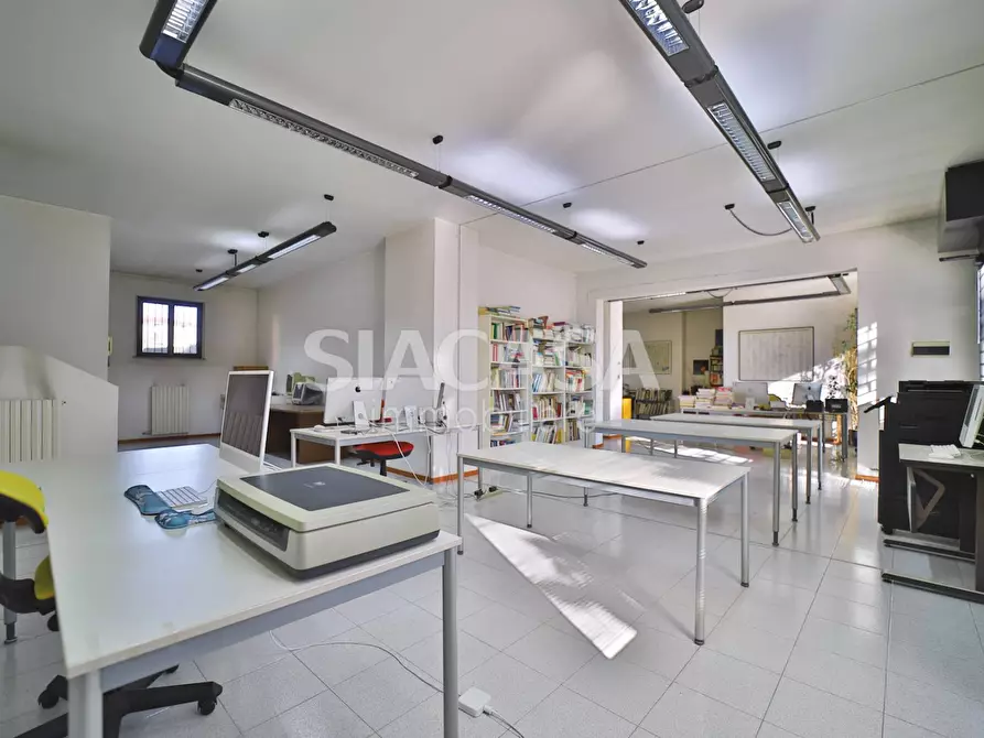 ufficio in vendita a Trezzo sull'Adda