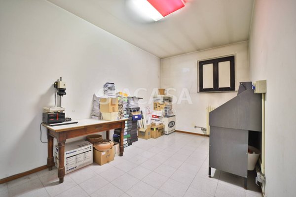 ufficio in vendita a Trezzo sull'Adda