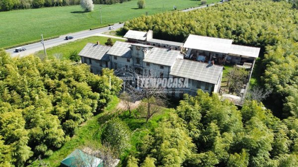 negozio in vendita a Trezzo sull'Adda