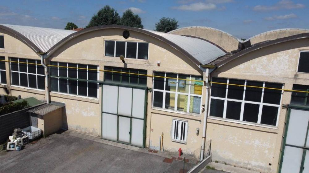 capannone in vendita a Trezzo sull'Adda