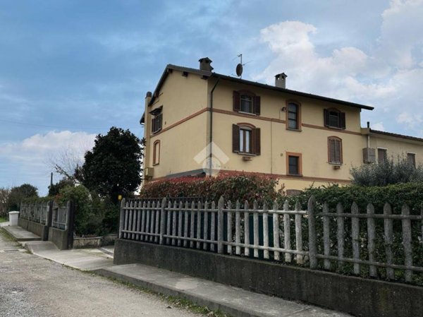 casa indipendente in vendita a Trezzo sull'Adda