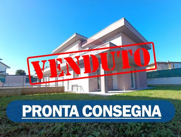 casa indipendente in vendita a Trezzo sull'Adda