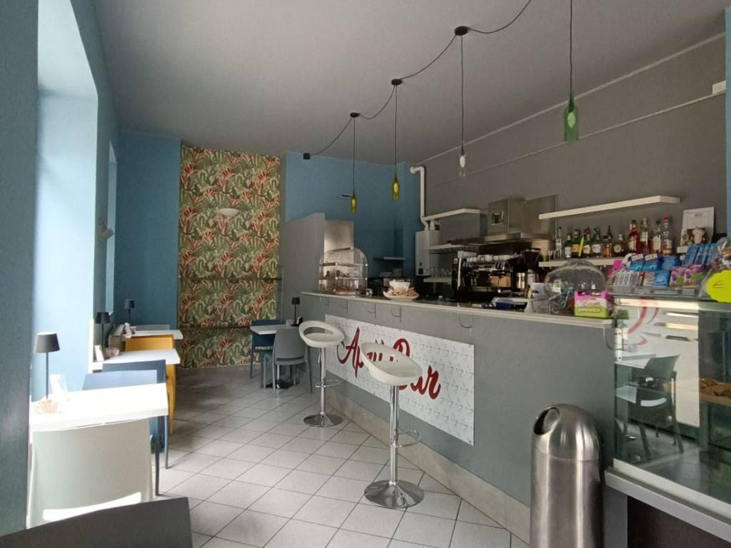 negozio in vendita a Trezzo sull'Adda
