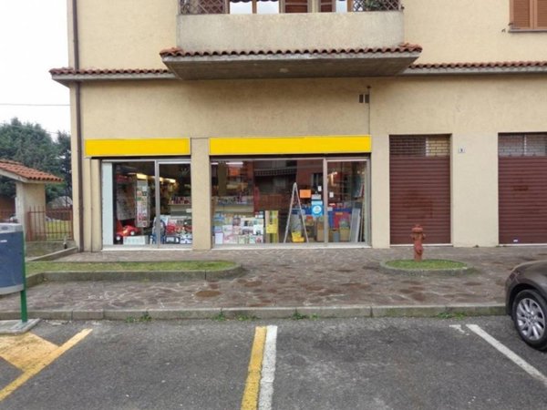 negozio in vendita a Trezzo sull'Adda