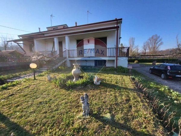 casa indipendente in vendita a Trezzo sull'Adda