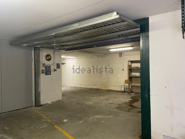locale di sgombero in vendita a Trezzo sull'Adda