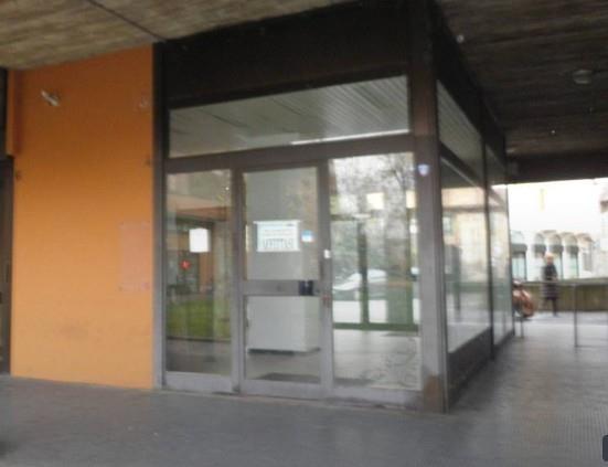 negozio in vendita a Trezzo sull'Adda