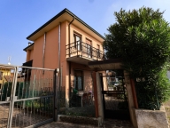 casa indipendente in vendita a Trezzo sull'Adda