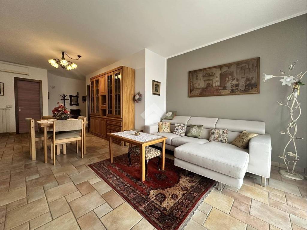 appartamento in vendita a Trezzo sull'Adda in zona Concesa