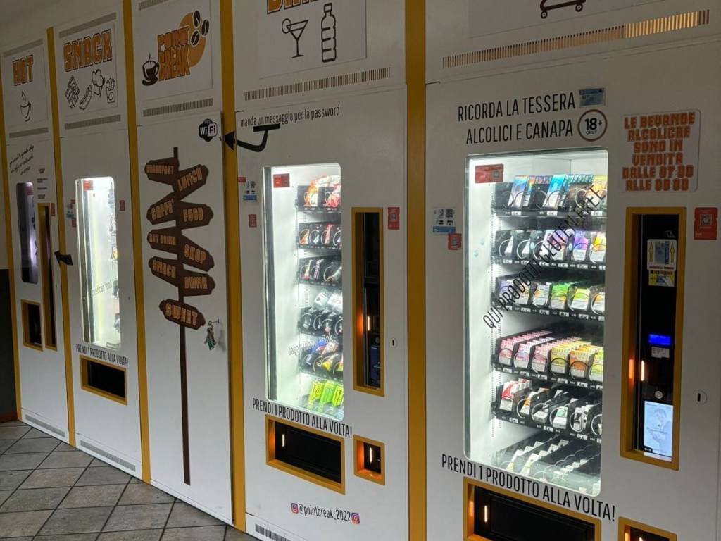 negozio in vendita a Trezzo sull'Adda