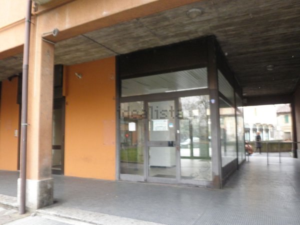 negozio in vendita a Trezzo sull'Adda
