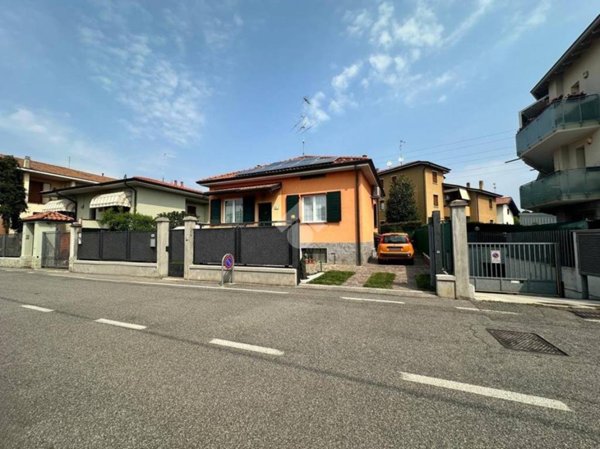 casa indipendente in vendita a Trezzo sull'Adda