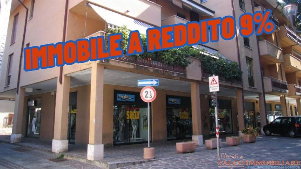 negozio in vendita a Trezzo sull'Adda