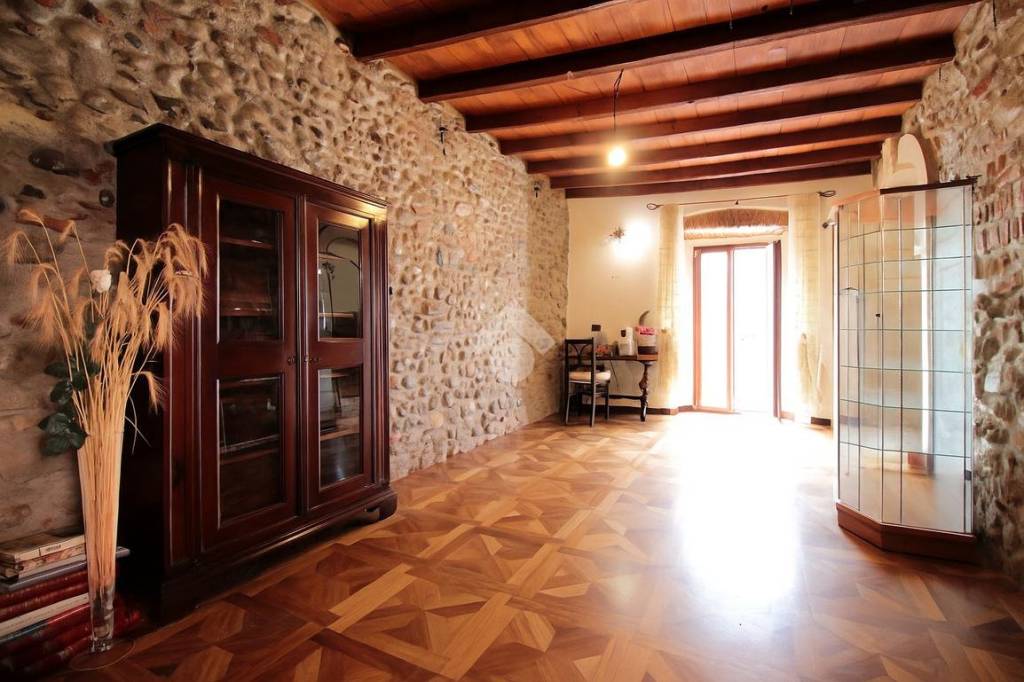 casa indipendente in vendita a Trezzo sull'Adda