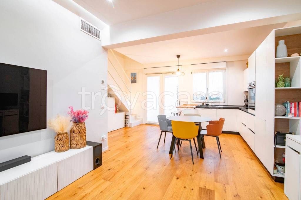 appartamento in vendita a Trezzo sull'Adda